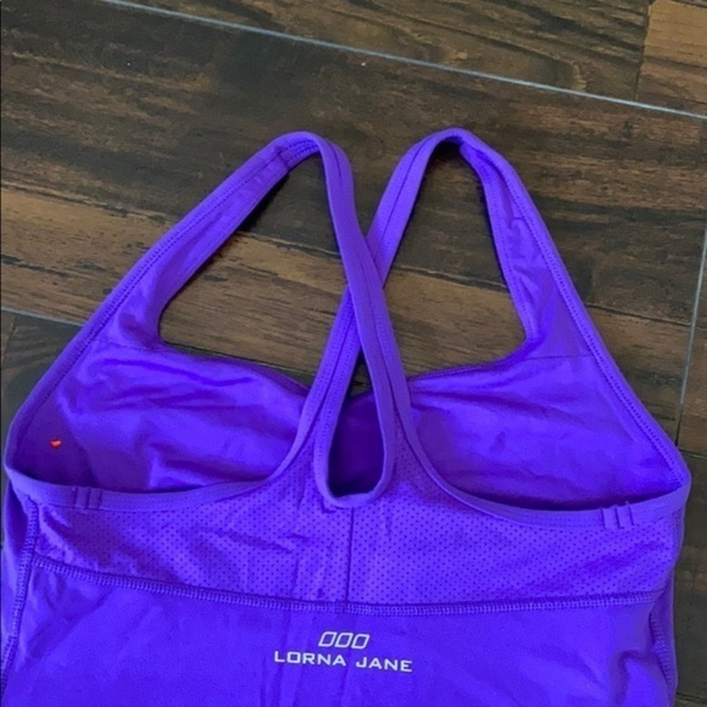Lorna Jane Top - Picture 3 of 8